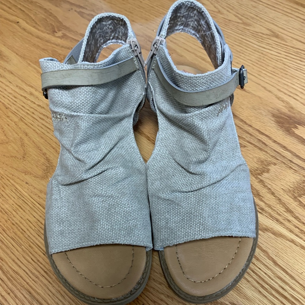 Women’s Sandals